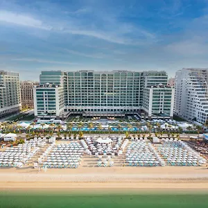 ***** Resort Hilton Palm Jumeirah Birleşik Arap Emirlikleri